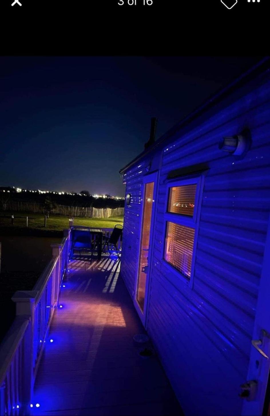 Camping 8 Berth 3 Bed Caravan Golden Palm Ml9 *